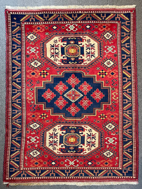 Turkmen Caucasian 5'1 x 6'7