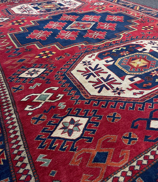 Turkmen Caucasian 5'1 x 6'7