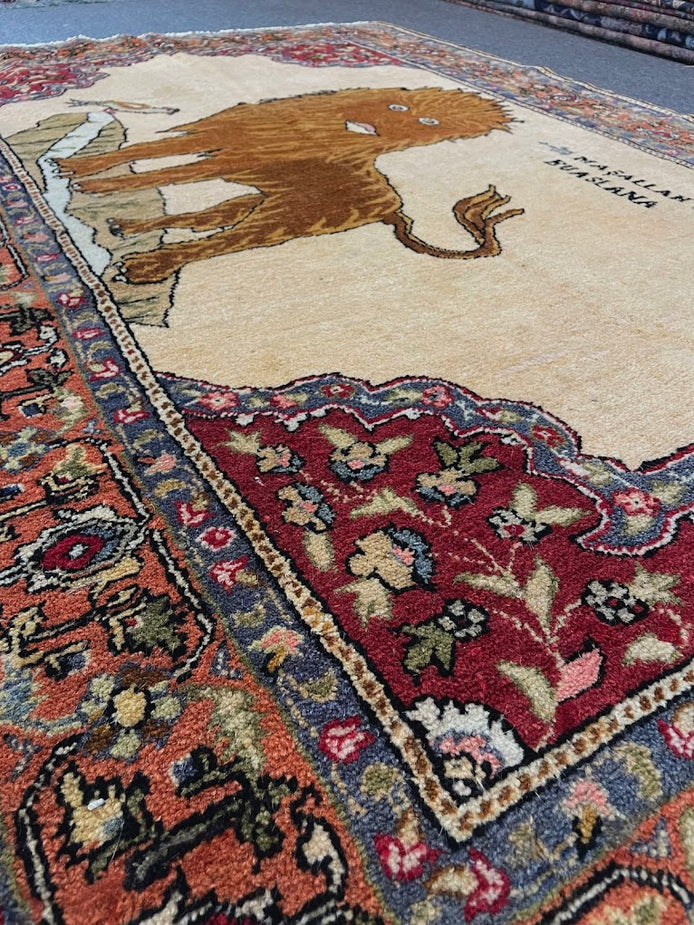 Turkish Lion Bunyen 4'5 x 6'7