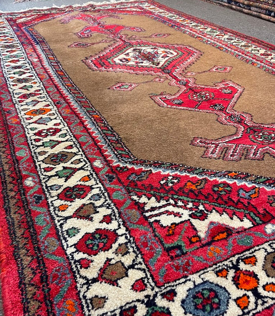 Persian Hamadi 4'7 x 7'6