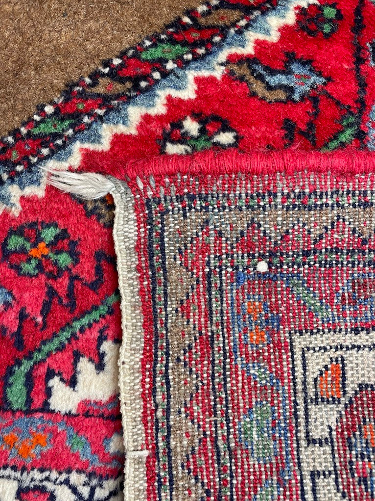 Persian Hamadi 4'7 x 7'6