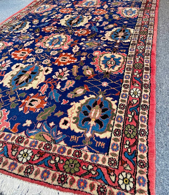 Floral Caucasian 3'4 x 5'1