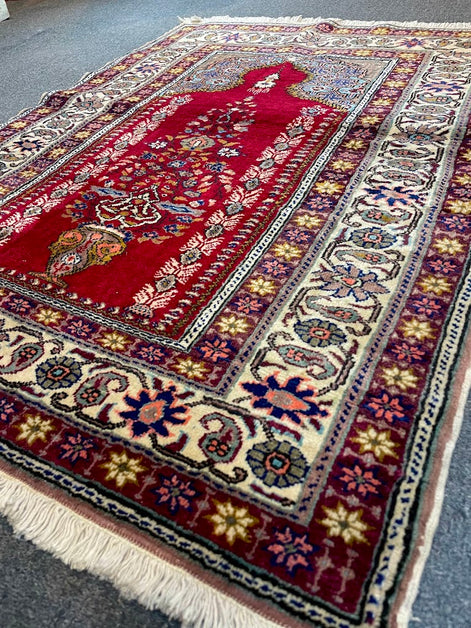 Kayseri Bunyen Prayer Rug 3'2 x 4'2
