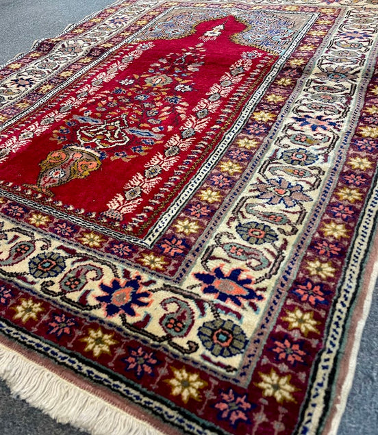 Kayseri Bunyen Prayer Rug 3'2 x 4'2