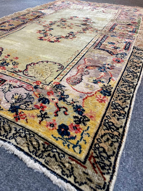Antique Kayseri Bunyen 3'4 x 5'6