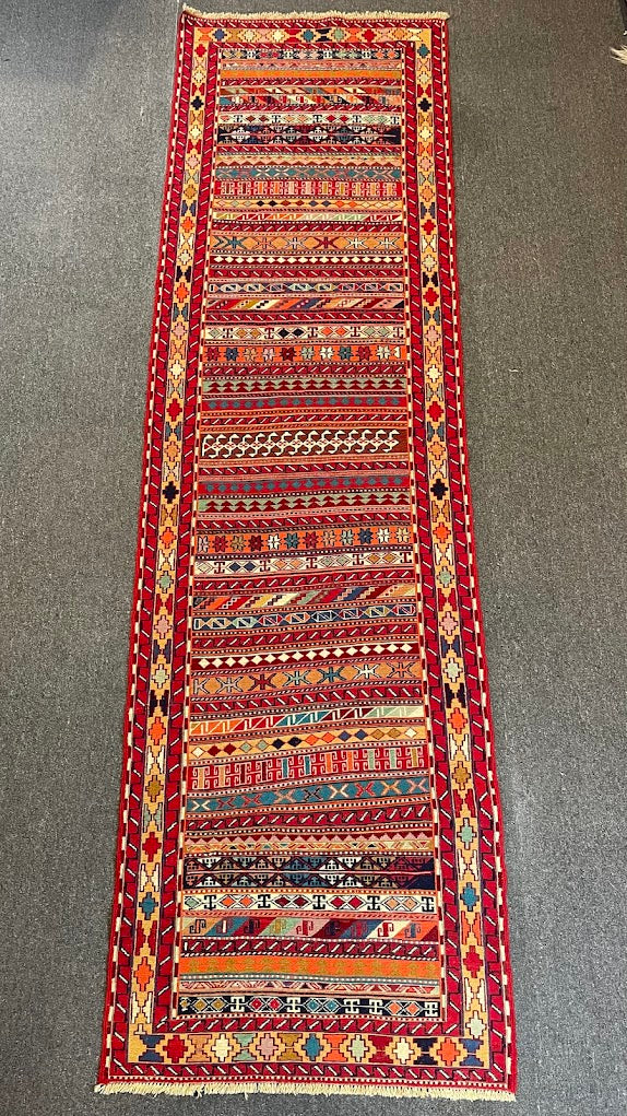 Iranian Shasavan Sumak 2'8 x 9'7