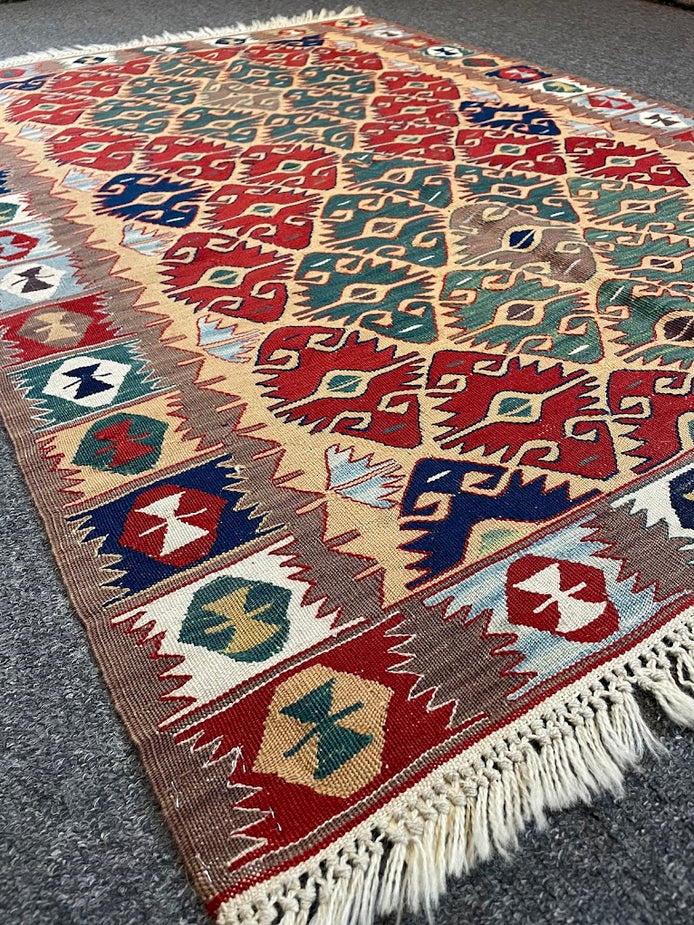 Turkish Nuzumlu Kilim 3'3 x 4'6
