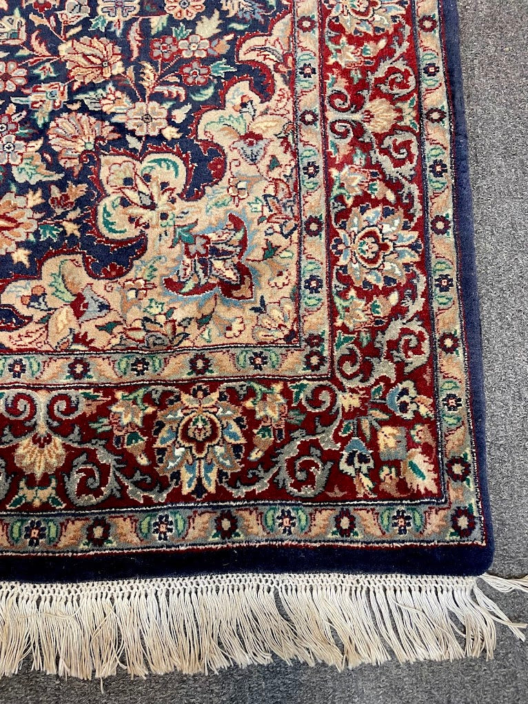 Floral Persian 3'2 x 5'7