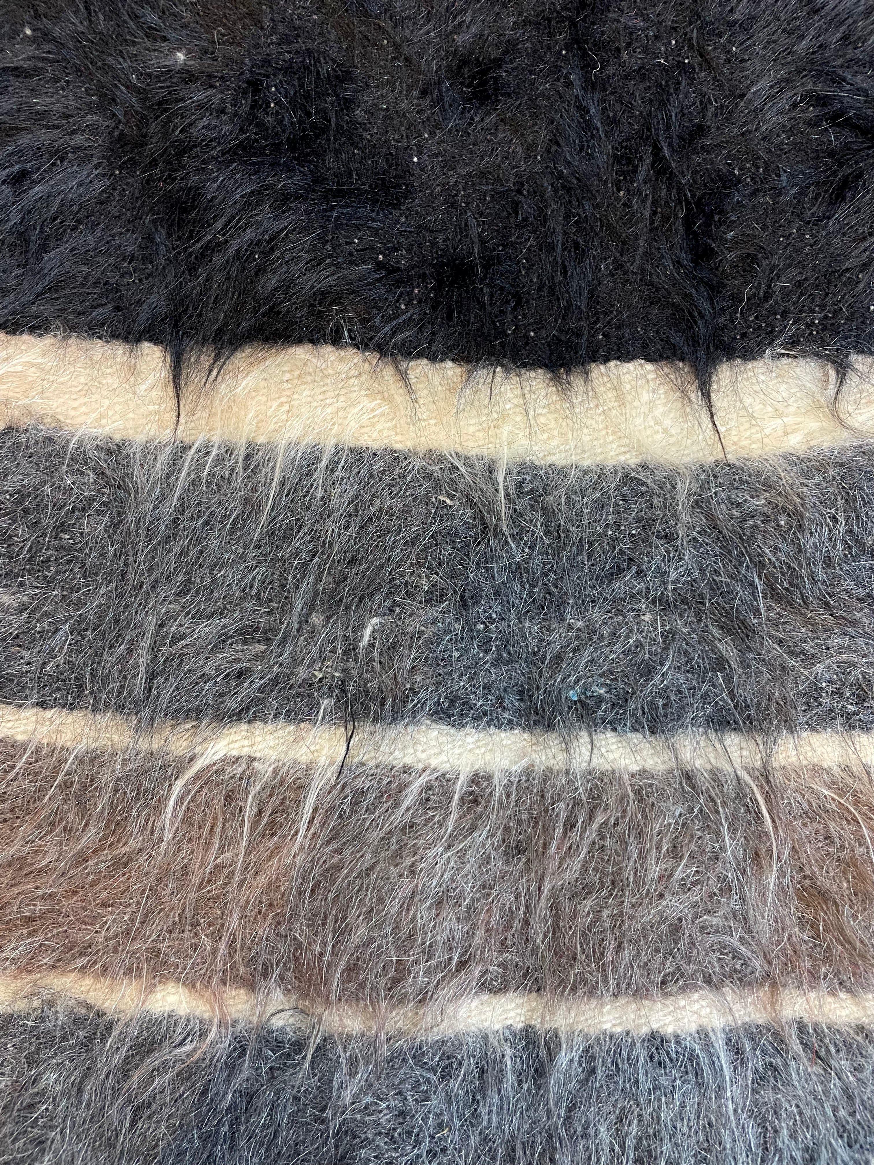 Handwoven Turkish Siirt Kilim/Blanket (Mohair) 2'10 x 3'8