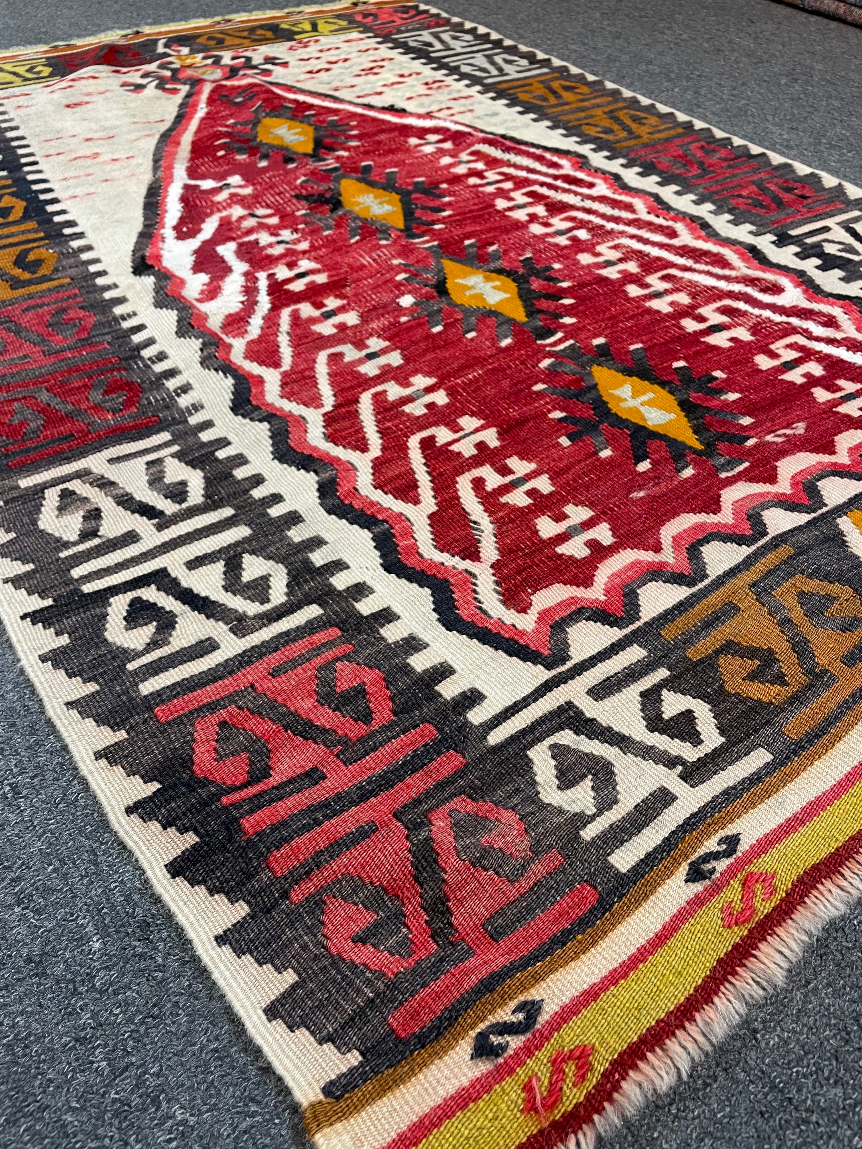 Vintage Turkish Kilim Prayer Rug 3'2 x 4'9
