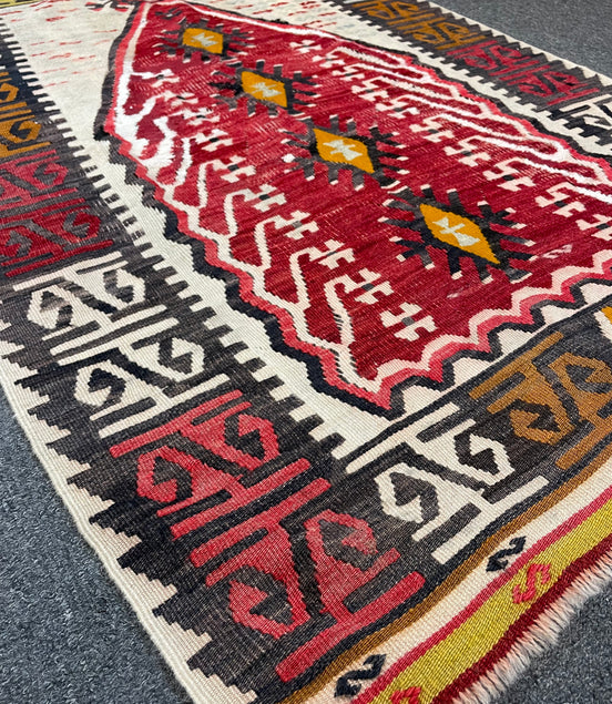 Vintage Turkish Kilim Prayer Rug 3'2 x 4'9