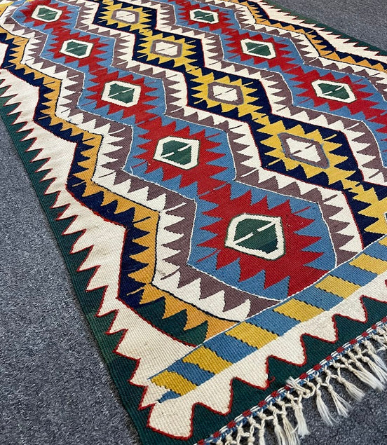 Turkish Kilim 2'10 x 4'9