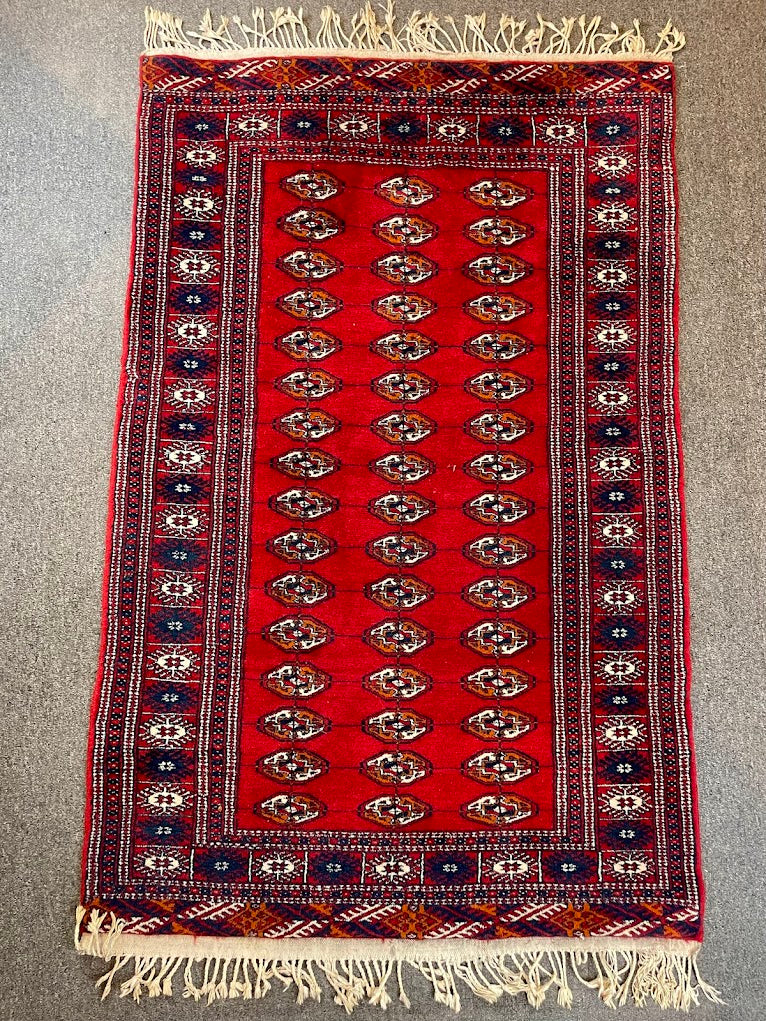 Turkmen 3'2 x 4'11