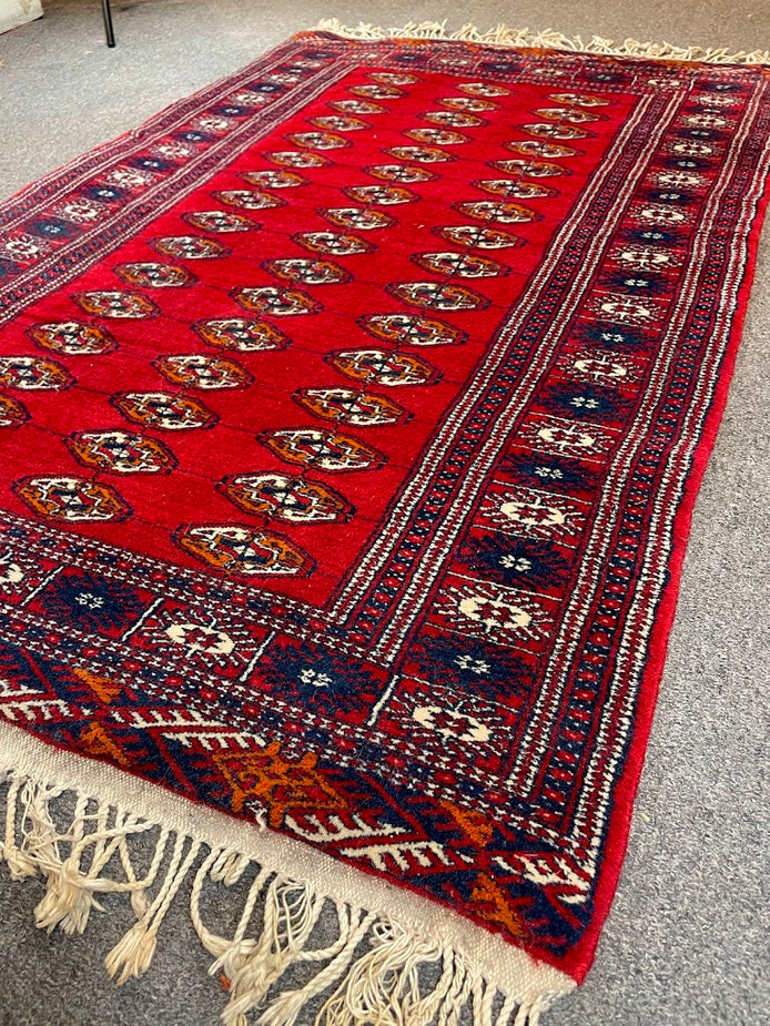 Turkmen 3'2 x 4'11