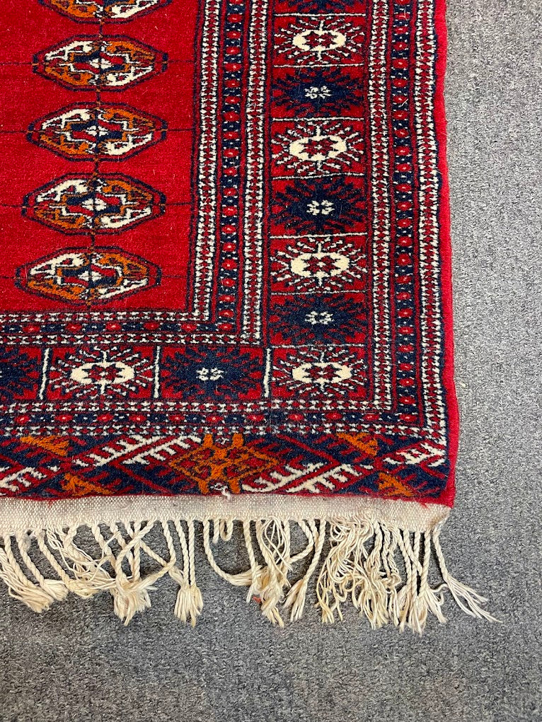 Turkmen 3'2 x 4'11