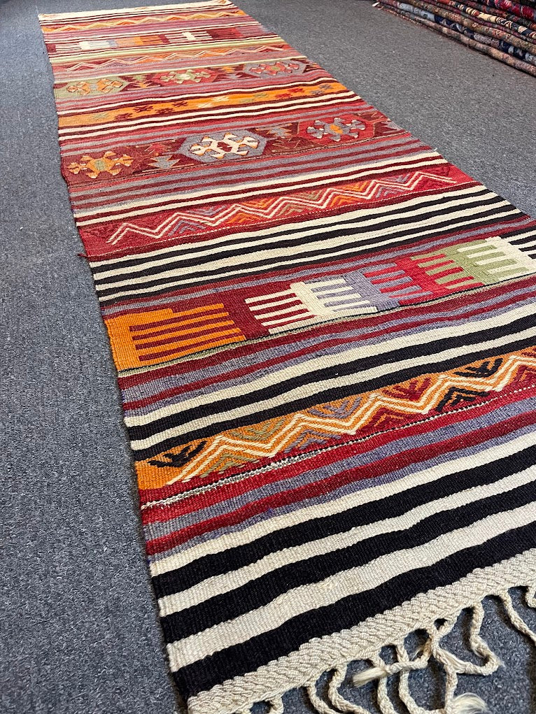 Turkish Cicim 2'8 x 8'8