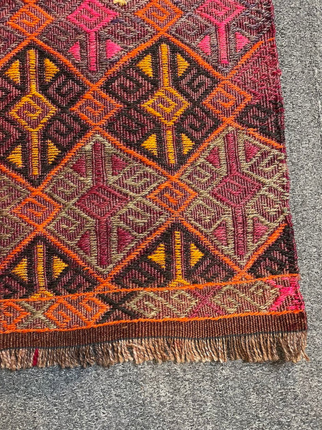 Balikesir Runner 2'5 x 12'6