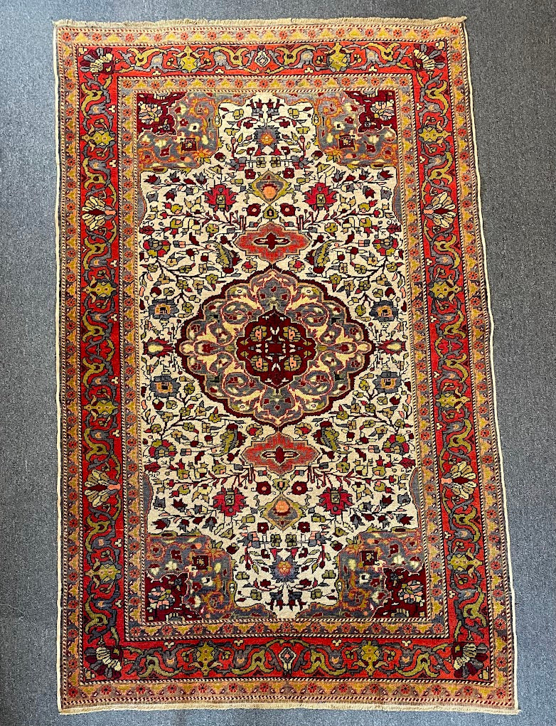 Antique Turkish Gurumbuz 4'10 x 7'7
