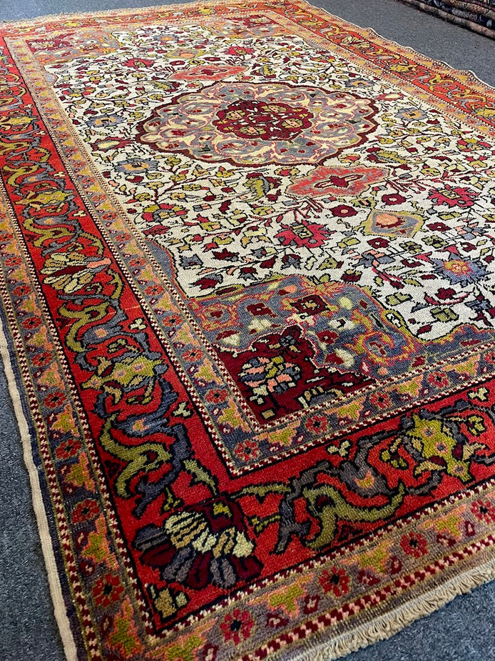 Antique Turkish Gurumbuz 4'10 x 7'7
