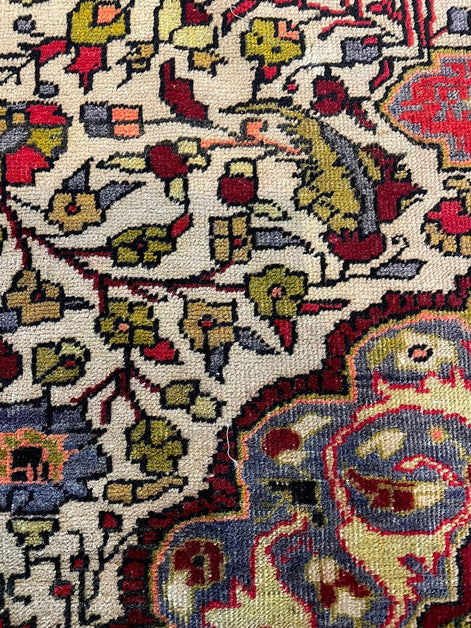 Antique Turkish Gurumbuz 4'10 x 7'7