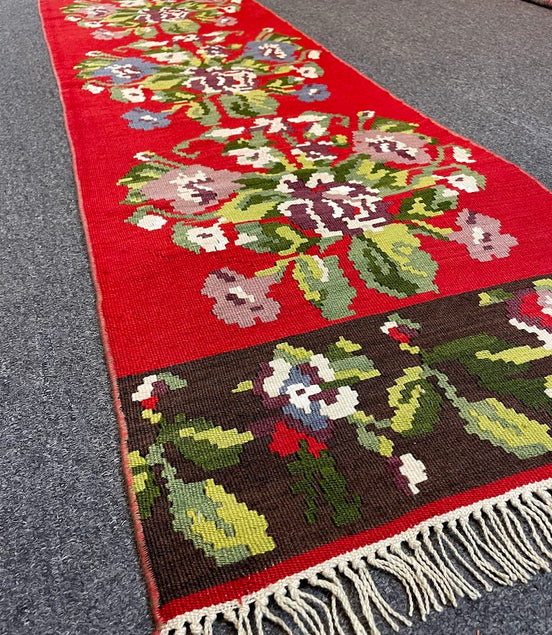 Floral Basarabian Mini Runner 1'10 x 6'4