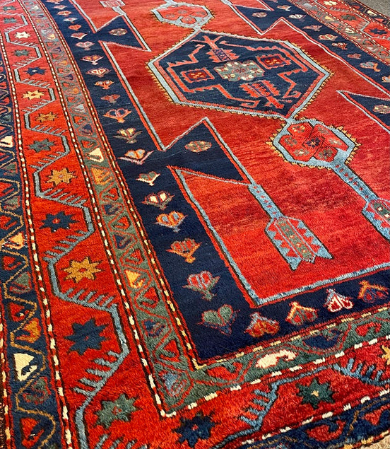 Caucasian Kuba 5'9 x 8'10