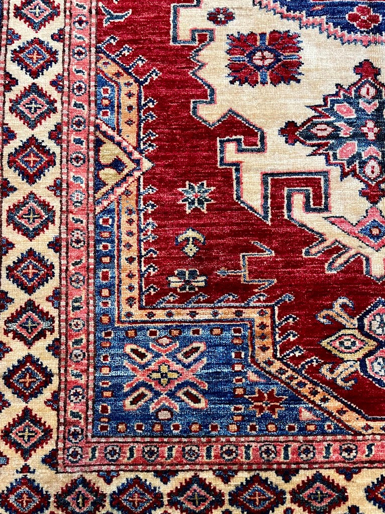 Afghan Hazara 4'1 x 5'10