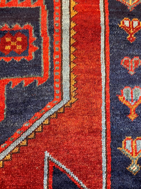 Caucasian Kuba 5'9 x 8'10