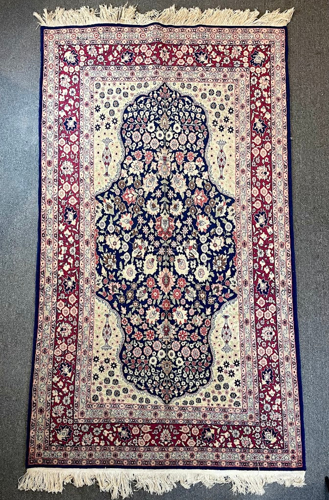 Turkish Hereke 4'2 x 7'2