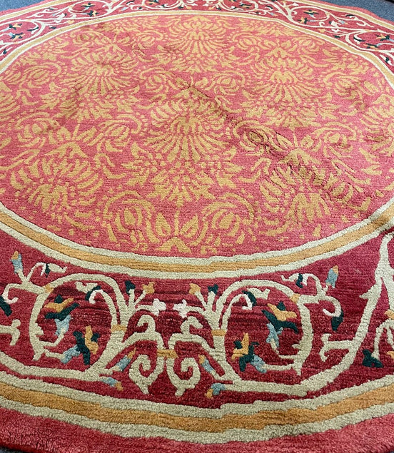 Tibetan Floral 5'6 Round