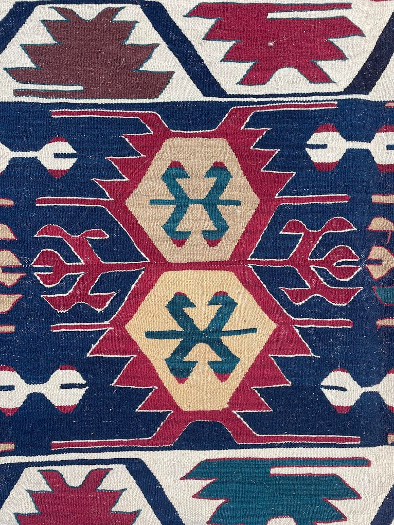 Turkish Usak Kilim 8'8 x 12'8