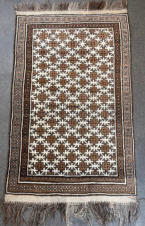 Afghan Uzbek 4'0 x 6'7