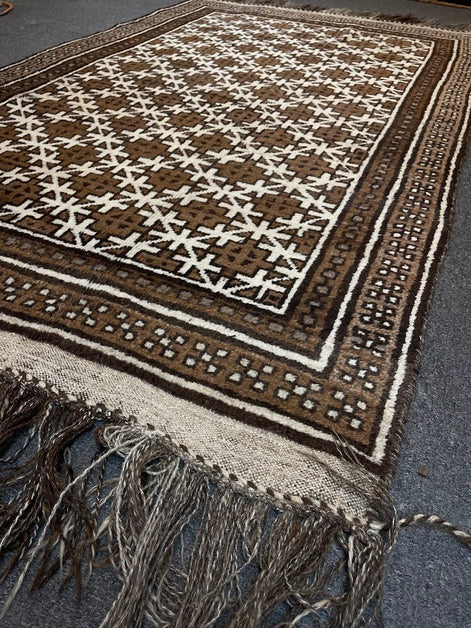 Afghan Uzbek 4'0 x 6'7