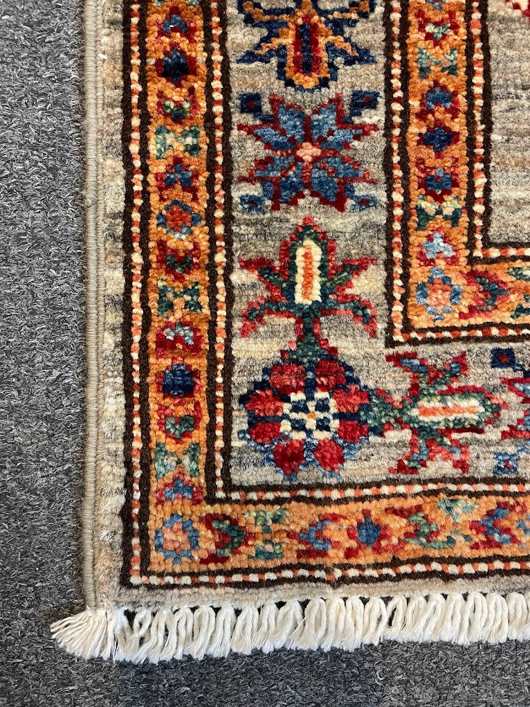Afghan Hazara 2'7 x 7'9