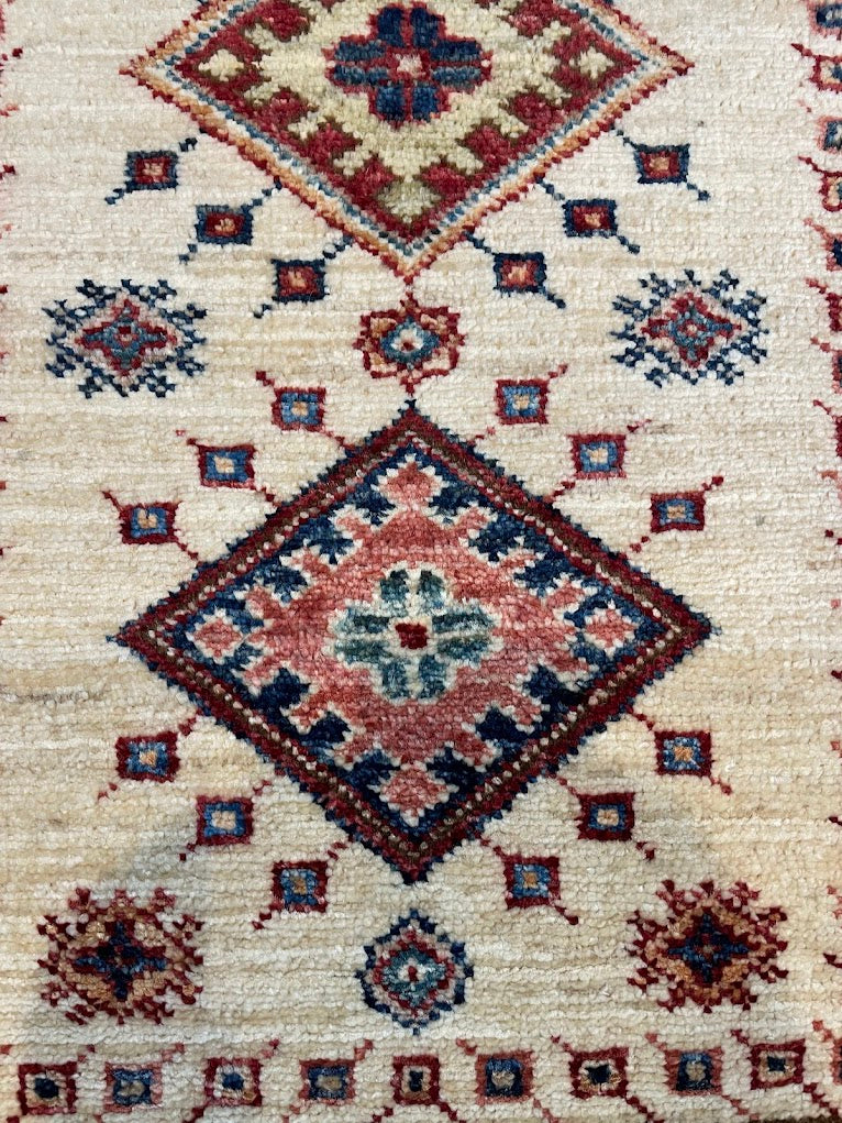 Afghan Hazara 2'8 x 8'4