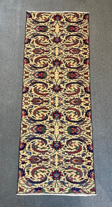 Turkish Urumbey 2'10 x 8'0