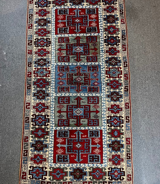 Turkish Yurtdag 3'8 x 8'3
