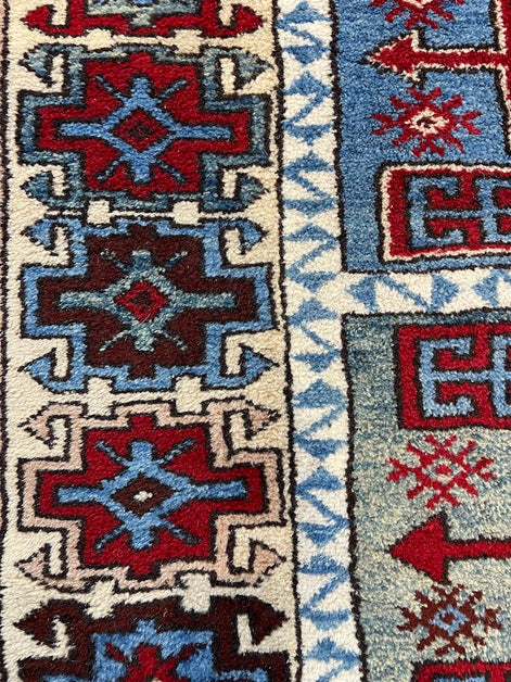 Turkish Yurtdag 3'8 x 8'3