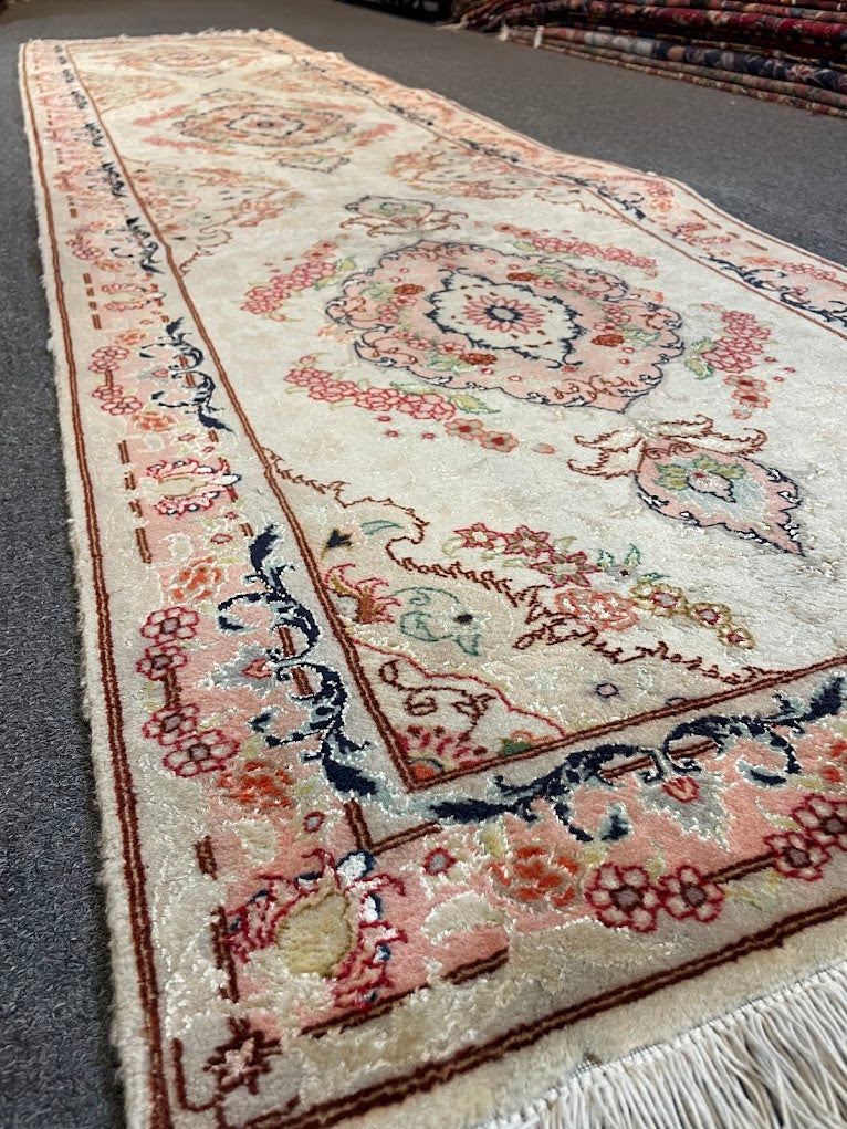 Persian Wool/Silk Floral 2'5 x 9'9