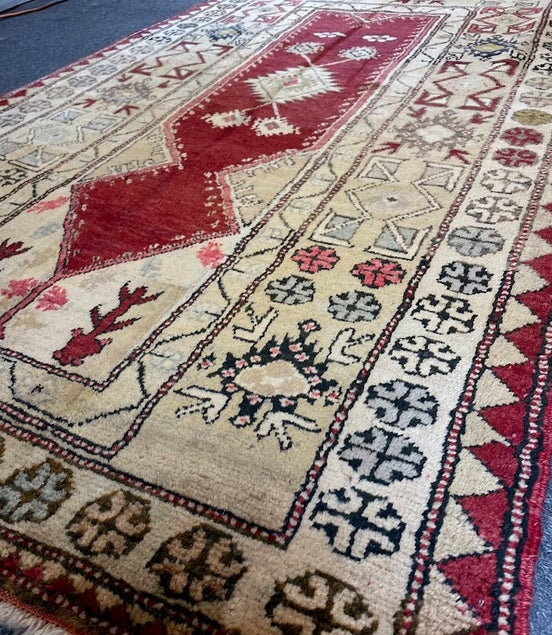 Turkish Milas 3'9 x 6'5