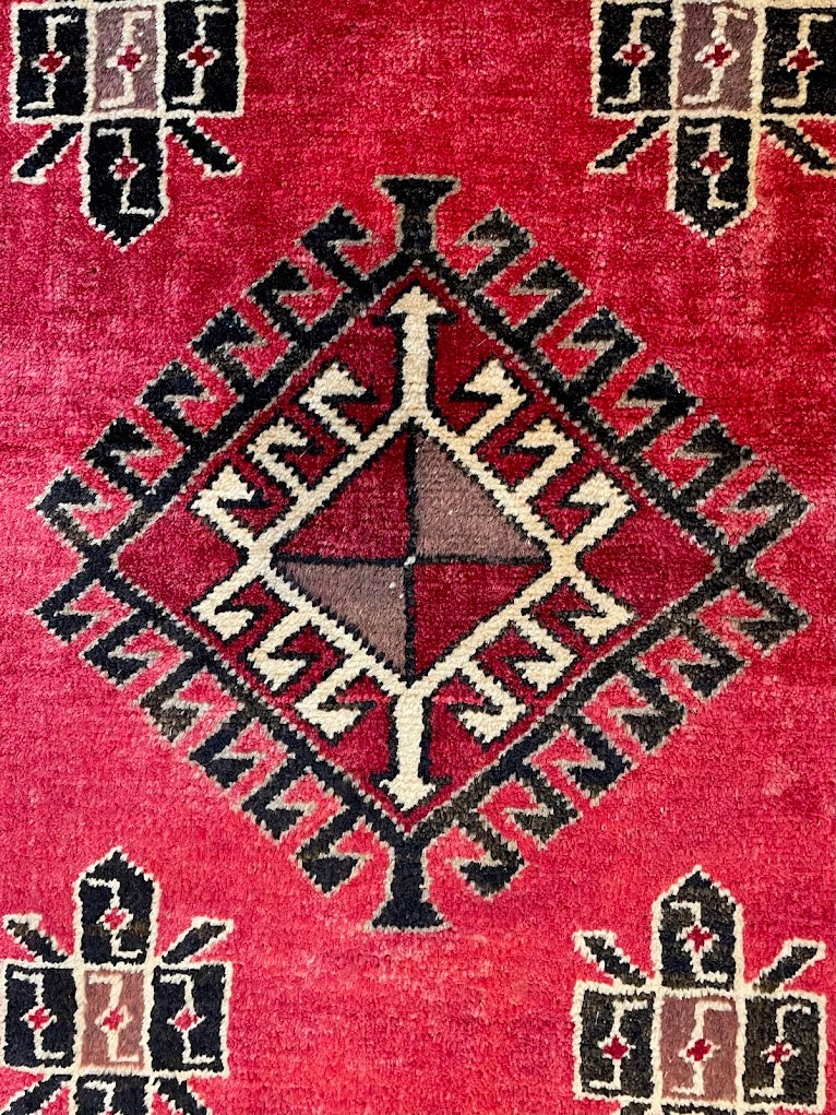 Turkish Geometric 2'8 x 10'0