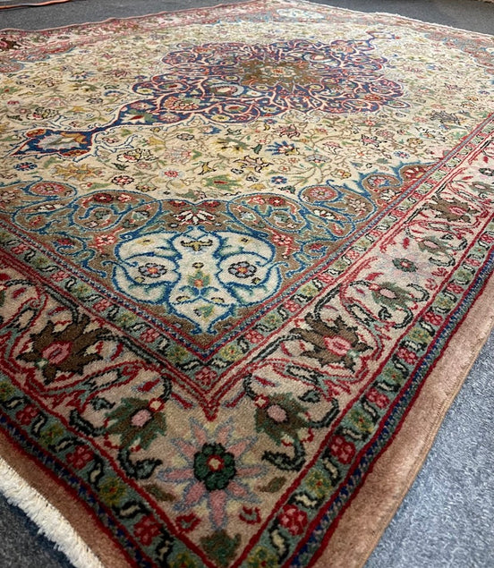 Turkish Umudag Bunyen 4'4 x 6'6