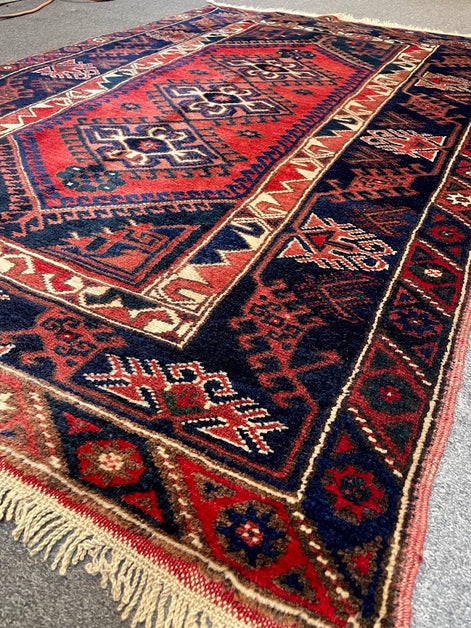 Turkish Dosemealti 3'9 x 5'8