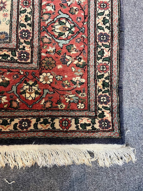 Turkish Hereke 4'5 x 6'0