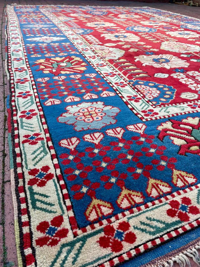 Turkish Ayvacik 7'4 x 11'0