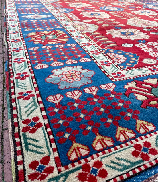 Turkish Ayvacik 7'4 x 11'0