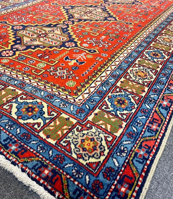 Caucasian Geometric 4'1 x 5'7