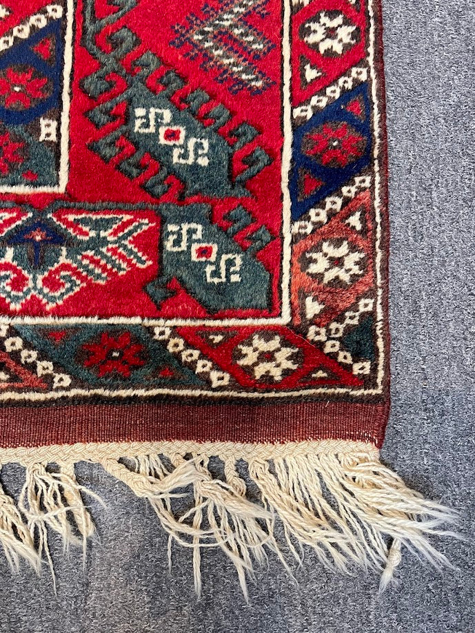 Turkish Dosemealti 4'4 x 6'4