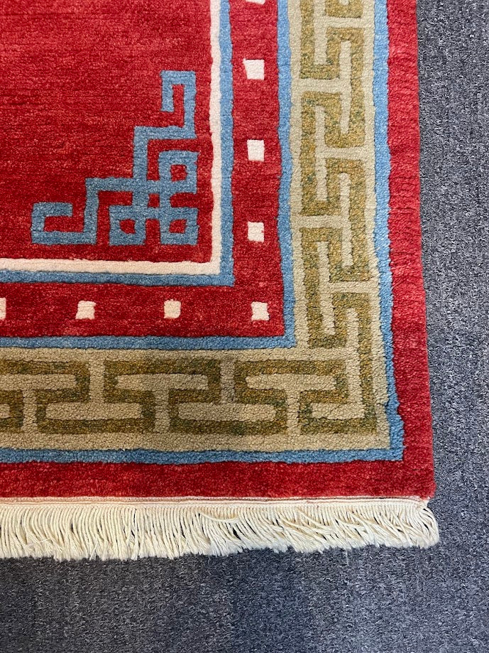 Tibetan Dorjee/Frogs Legs 4'0 x 5'10