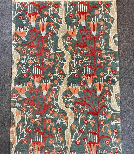 Tibetan William Morris Floral 4'1 x 5'11